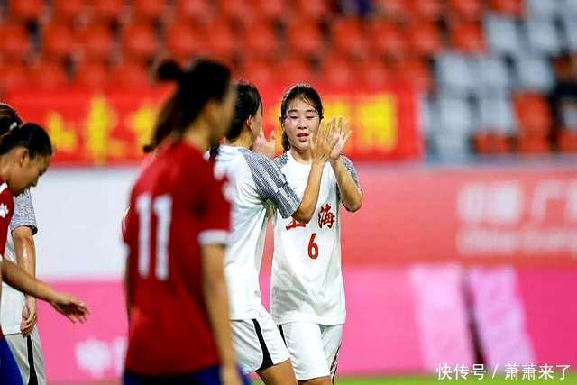 穿越重重阻力，中国女足闯入决赛