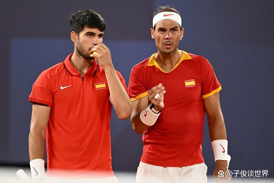 包含拉沃尔杯完胜温网，纳达尔惊艳四座的词条